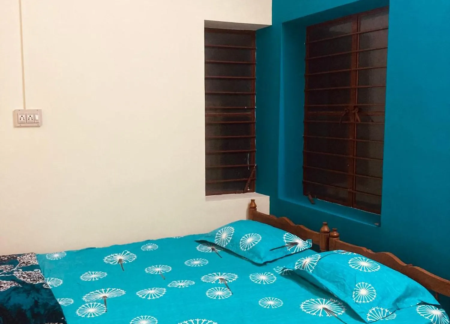 Cozy N Spacious Air Conditioned Furnished 3Bhk Thiruvananthapuram Διαμέρισμα