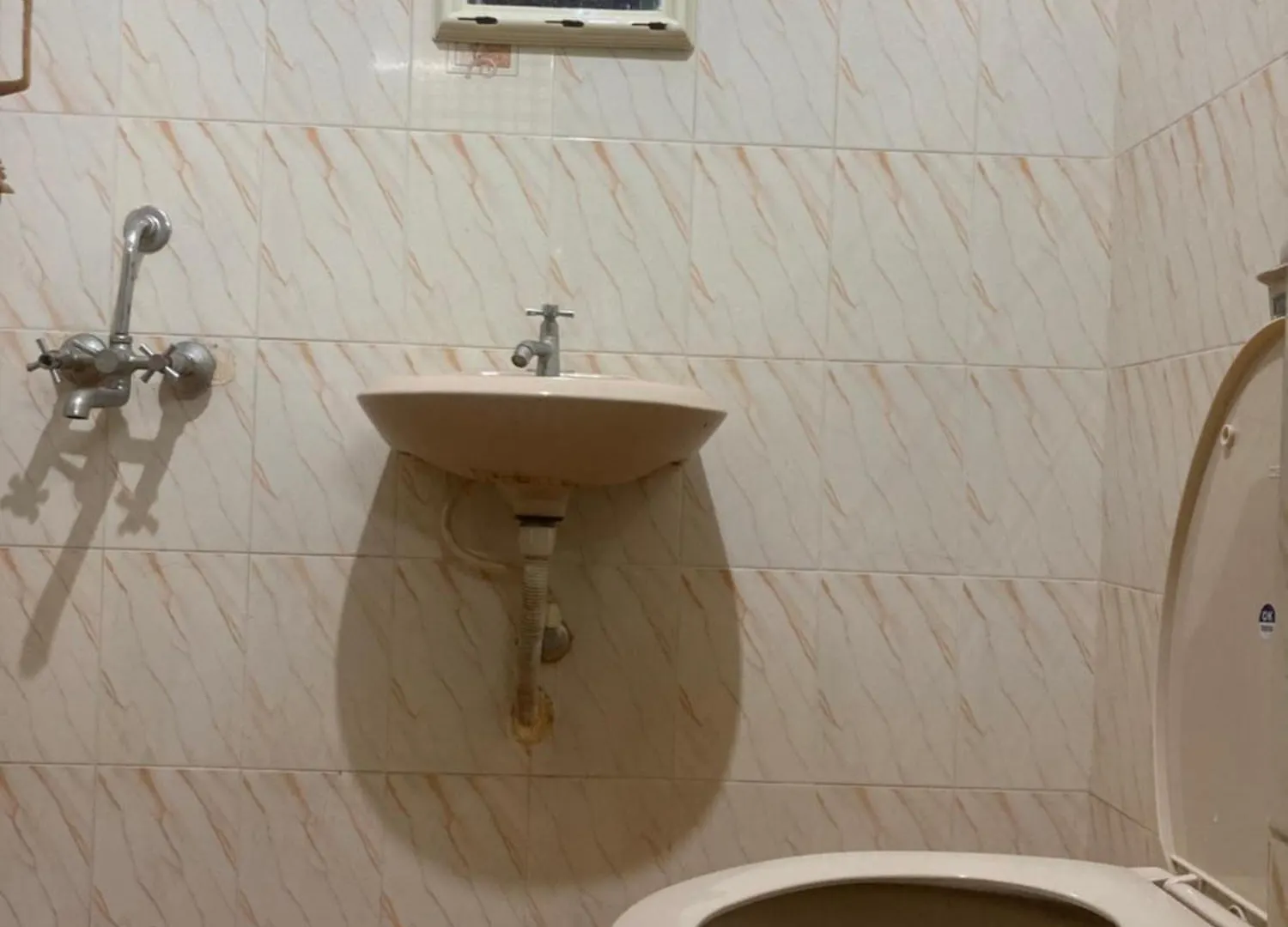 Cozy N Spacious Air Conditioned Furnished 3Bhk Thiruvananthapuram 0*,